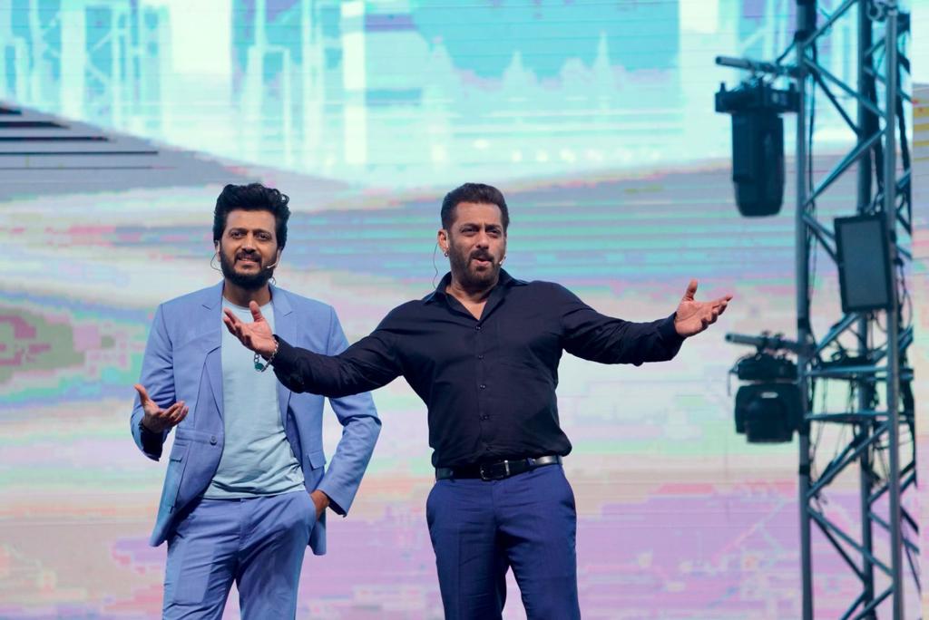 Salman Khan, Shahid Kapoor Kick Off Star-Studded IIFA Festivities In Abu Dhabi