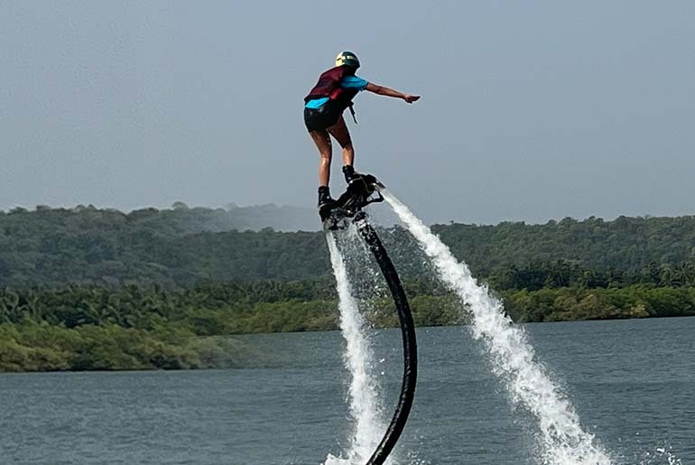 I Tried Bungee Jumping, FlyBoarding & Fly Dining In Goa & Had An Awesome Experience