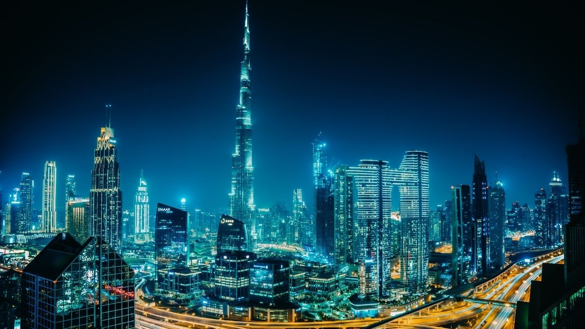 Metaverse In UAE Lets You Enjoy A Meal While Flying Cars Zoom By Burj Khalifa