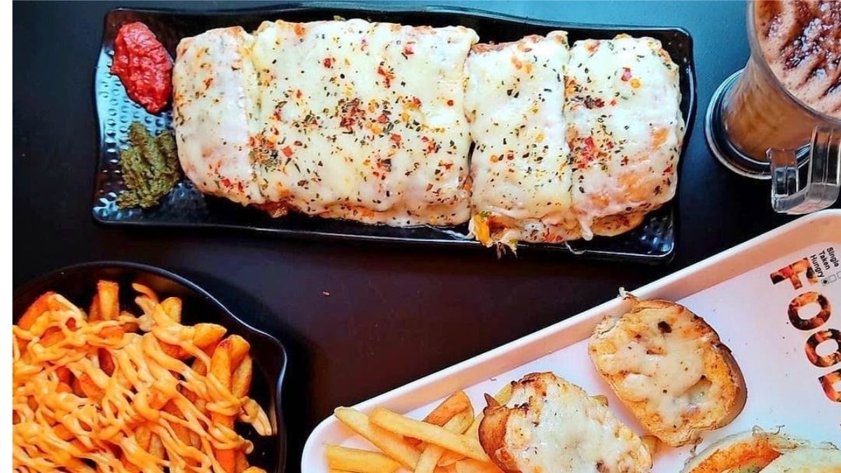 This Cafe In Malad Serves The Cheesiest Dishes In Mumbai
