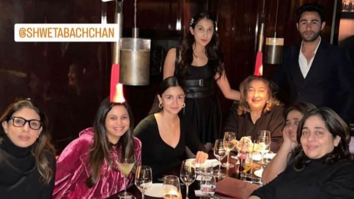 Alia Bhatt Enjoys Dinner With Ranbir Kapoor’s Family In London