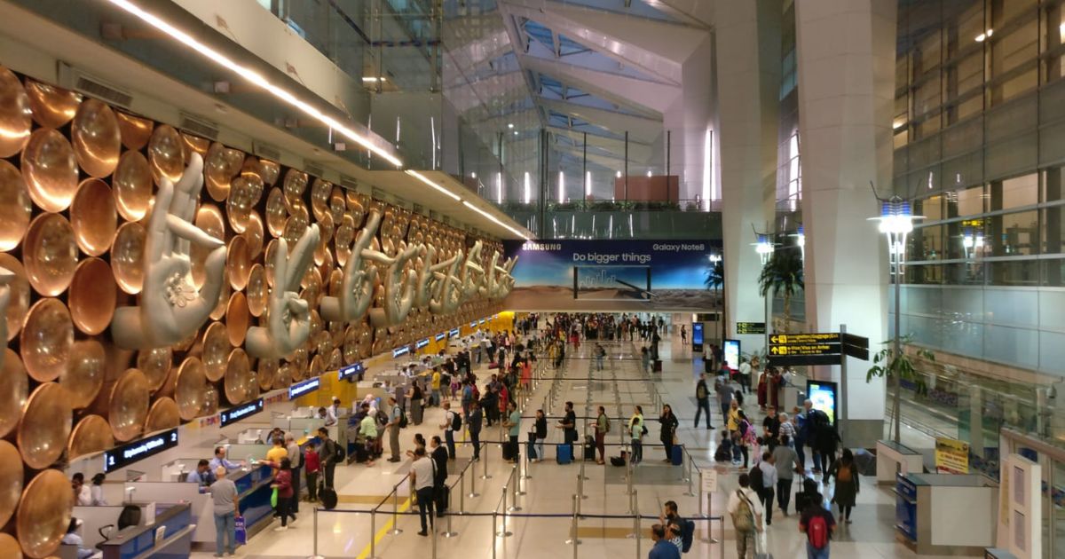 Delhi Airport Takes A Green Step Forward, Becomes India’s First To Run On Solar And Hydro Power