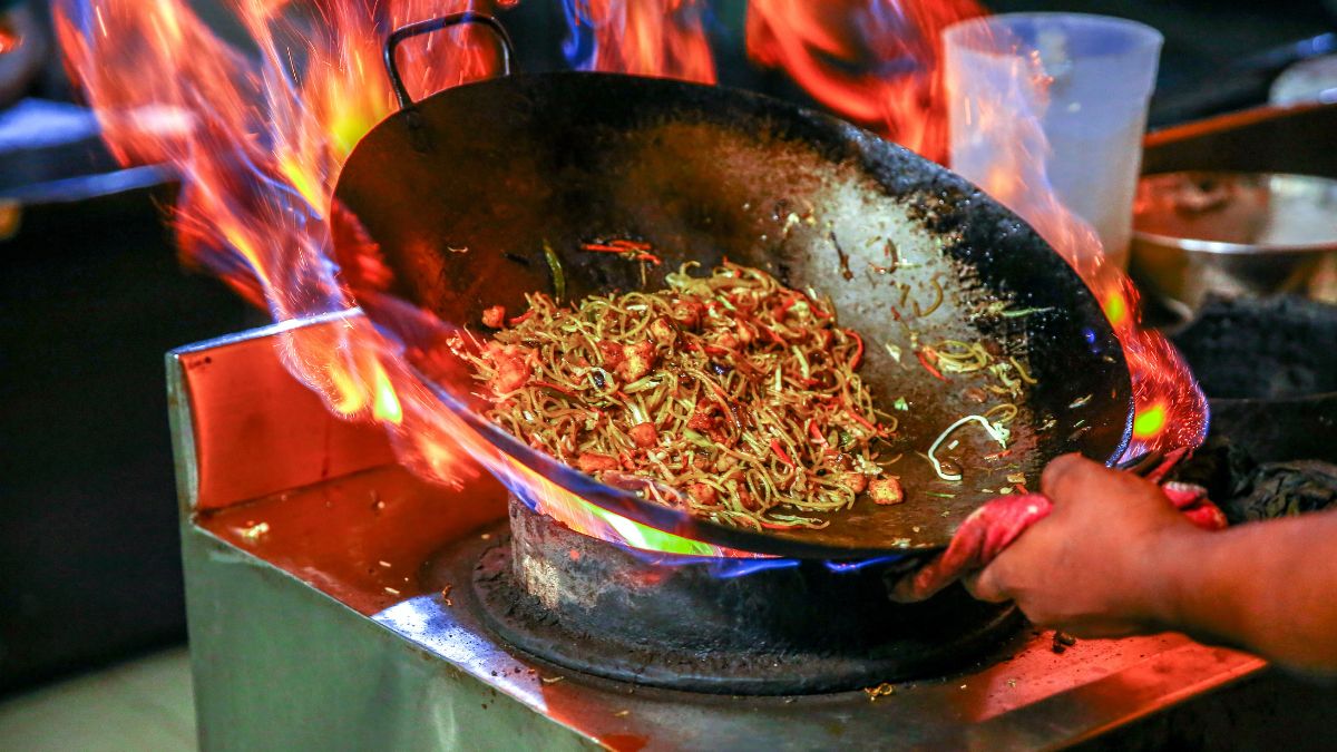 Here’s How To Prepare Spicy Schezwan Noodles At Home