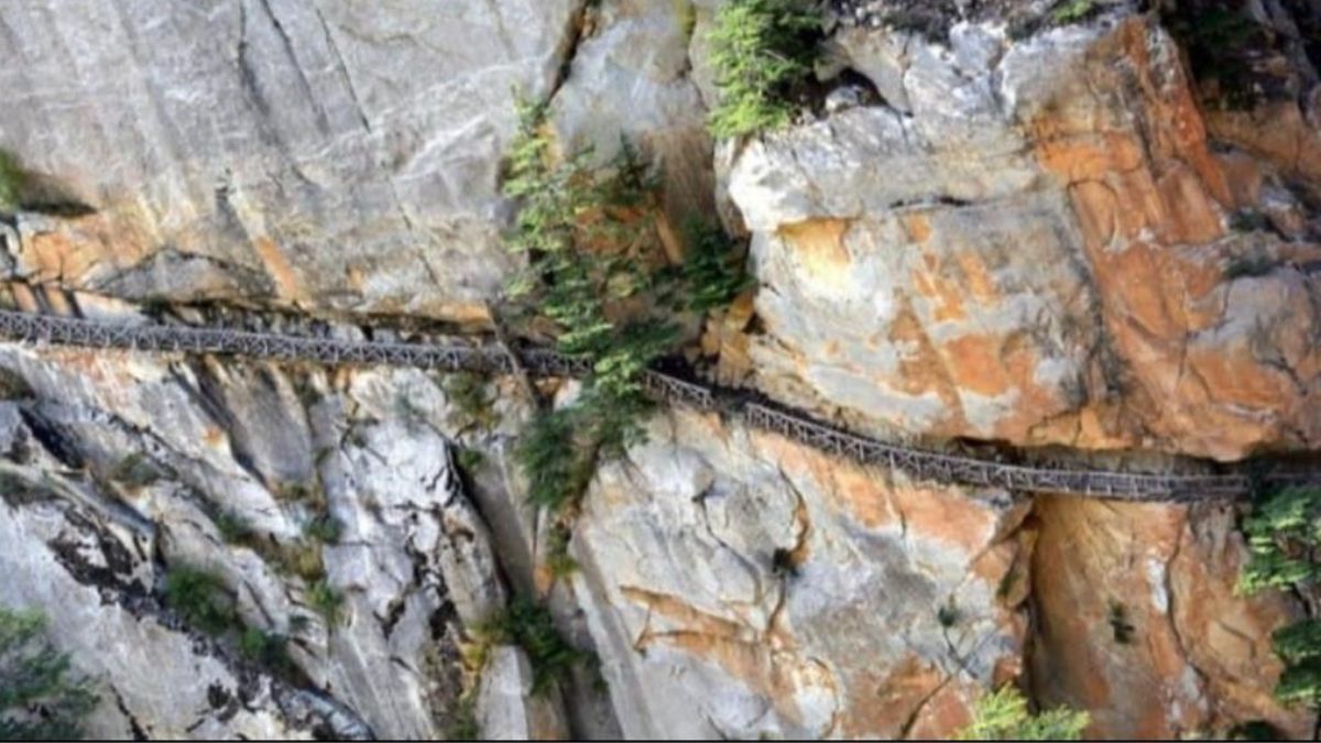 Gartang Gali In Uttarakhand Is A 136-Metre Long Mountain Staircase Near Indo-China Border