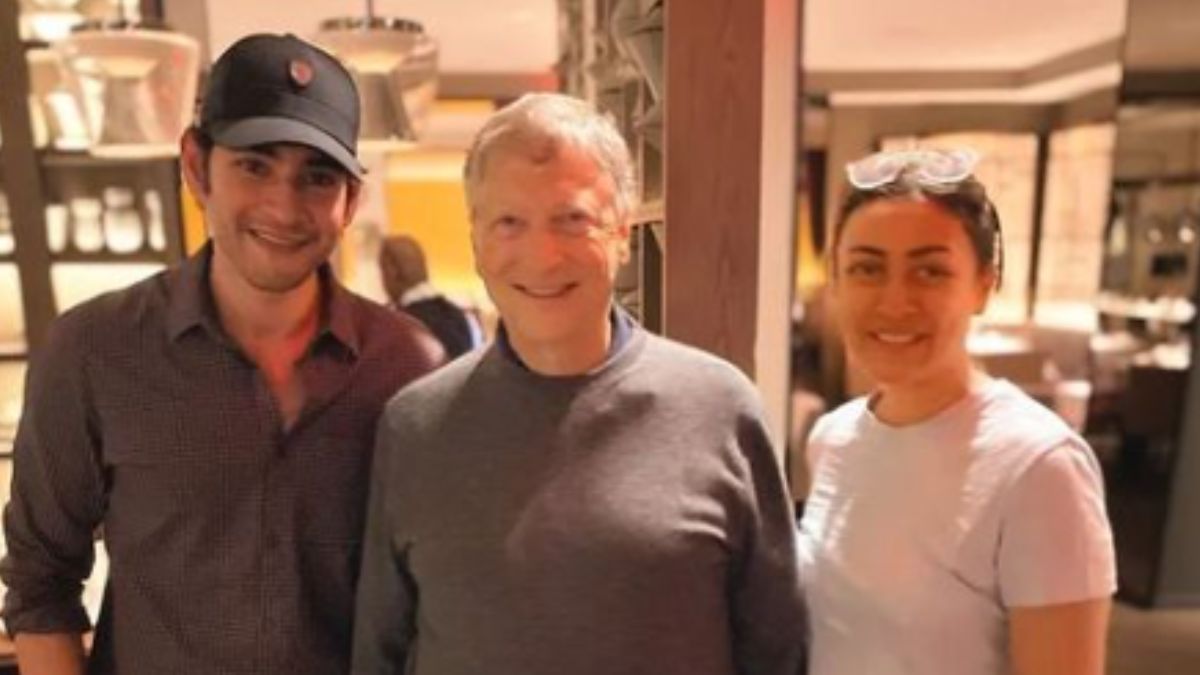 Actor Mahesh Babu And His Wife Meet Bill Gates At New York Restaurant