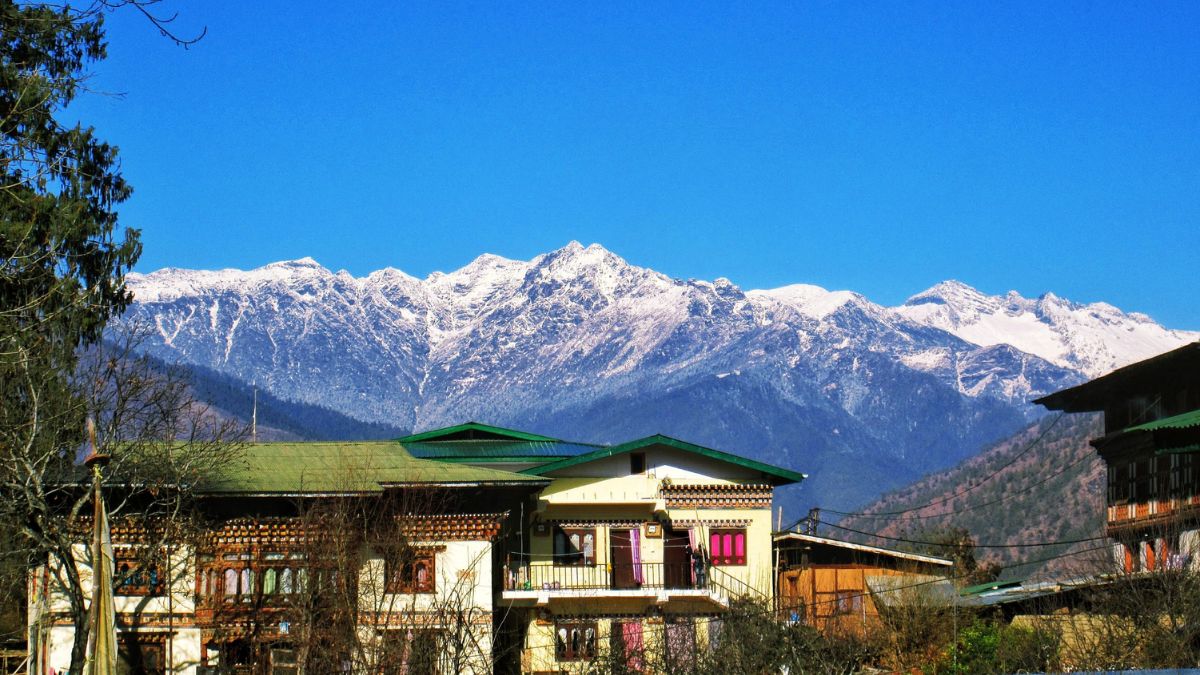 5 Honeymoon Villas You Can Book In Himachal For A Romantic Getaway