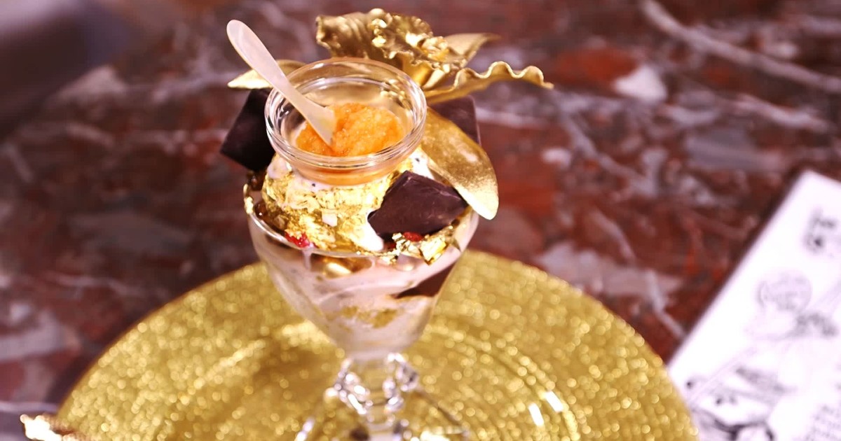 The World’s Costliest Dessert Worth ₹78,000 Is Made Of Gold Leaves & Caviar