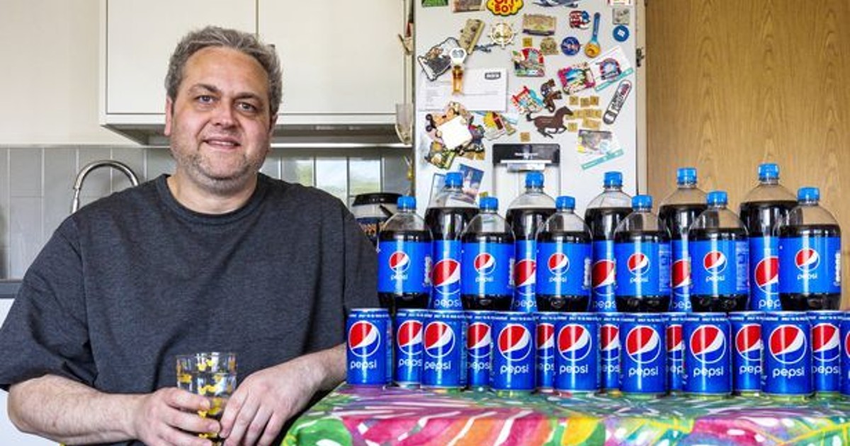 Not Alcohol, Pepsi Addicted Man Consumed 10 Litres Daily For 2 Decades