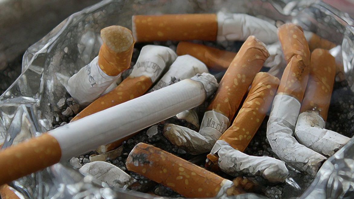 Bans Cigarettes