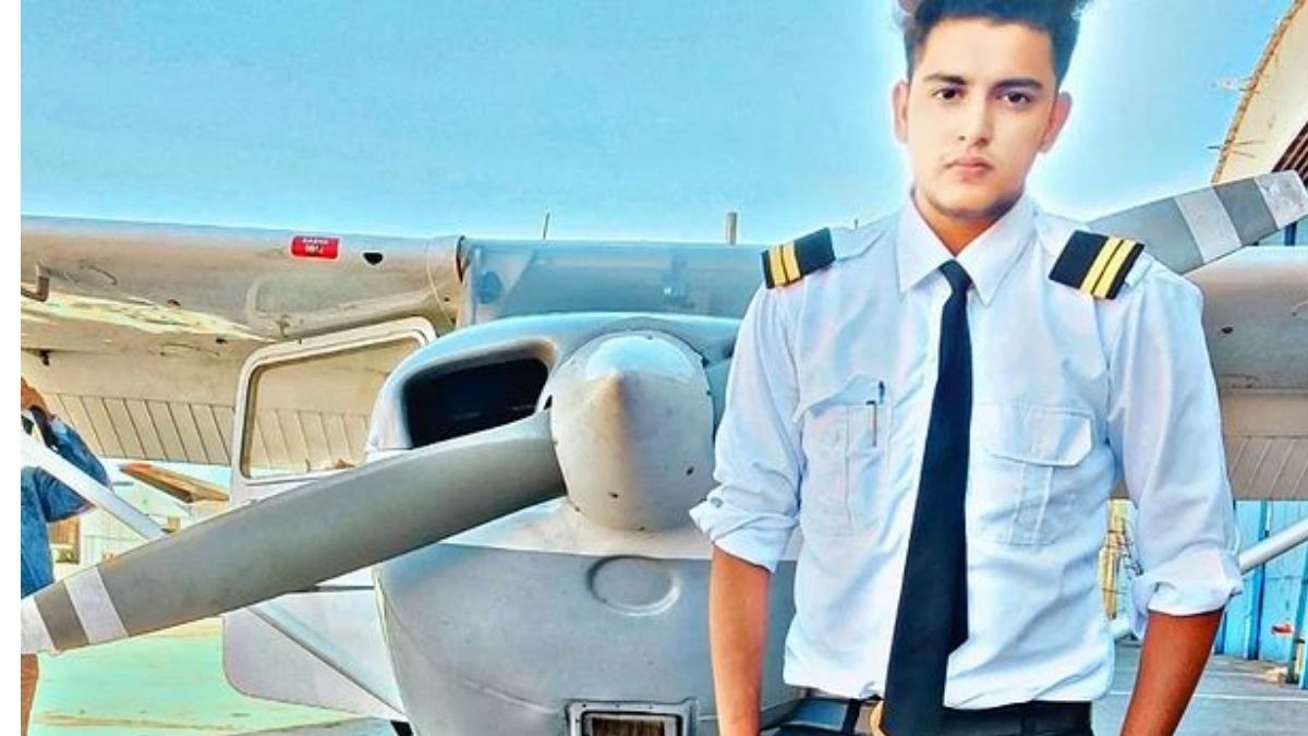 DGCA Grounds India’s First Trans Pilot Who Is Now A Zomato Delivery Boy