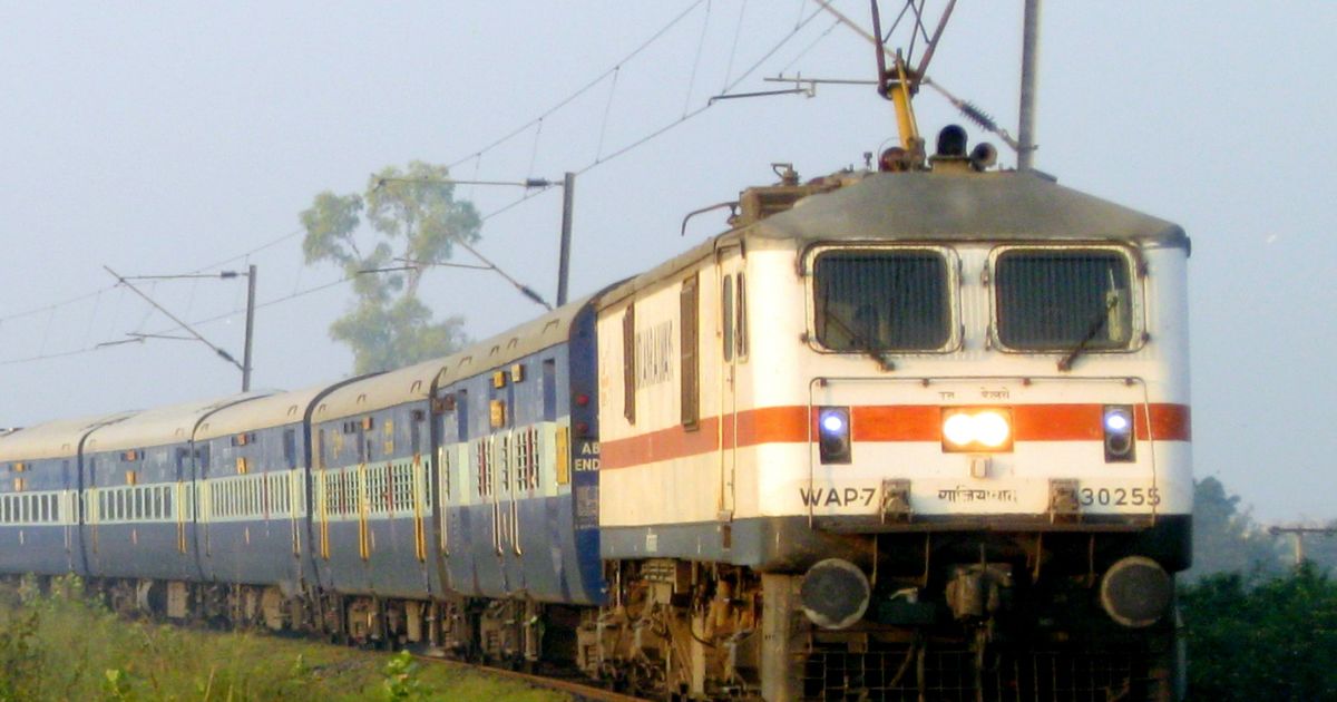 Vendors In Train Will Not Be Able To Charge More For Food And Drinks Now