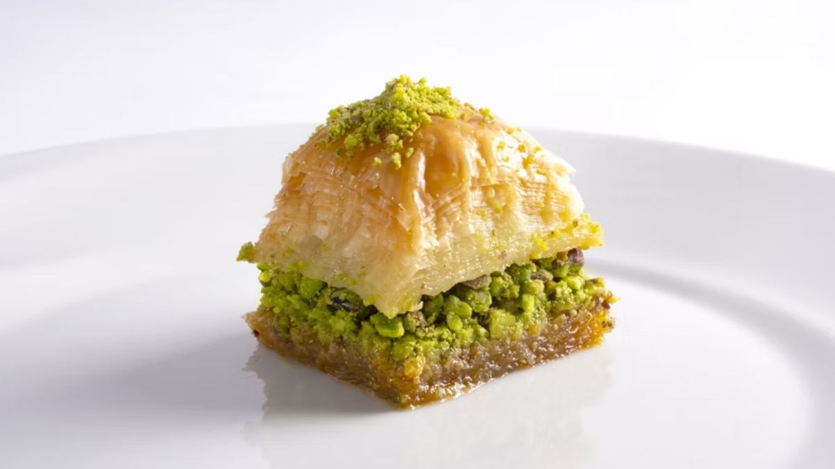 4 Best Places To Try Baklava In Abu Dhabi