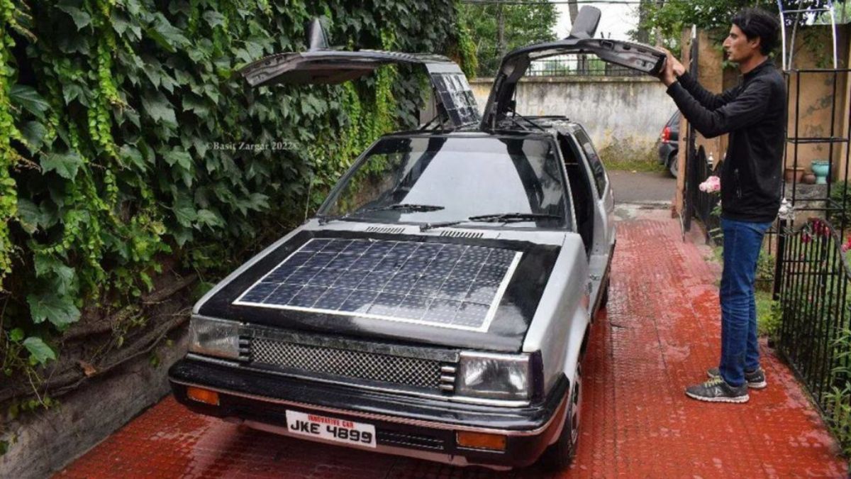 This Mathematics Teacher From Kashmir Built An Electric Solar Car In His Backyard