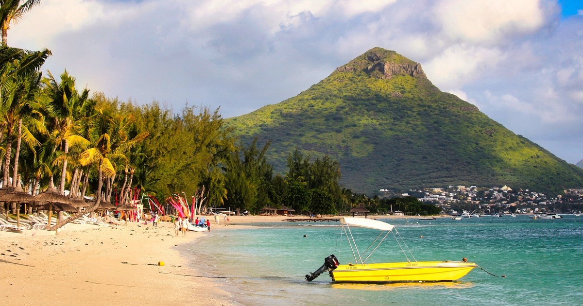 Mauritius Lifts COVID-19 Restrictions To Lure Tourists To The Nation