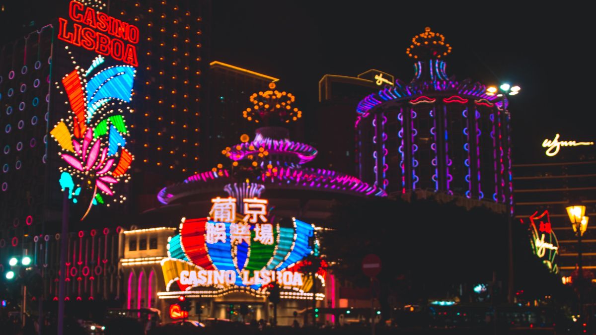 Party Paradise Macau To Welcome Tourists Again After Covid-19 Outbreak