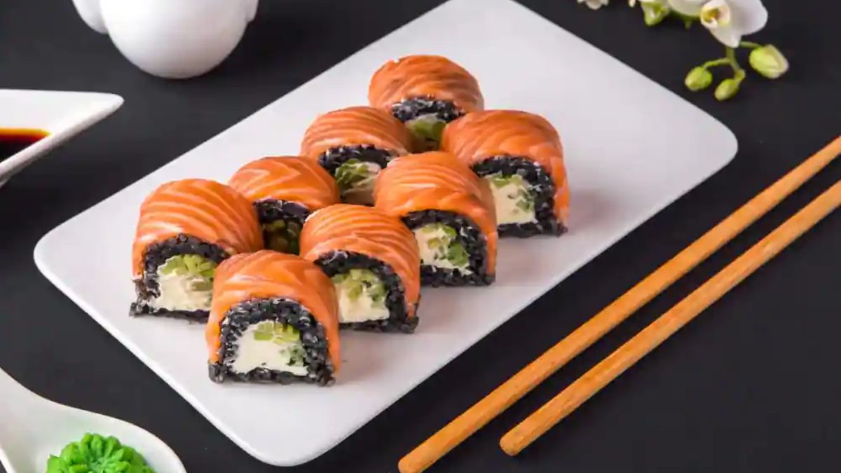 This Restaurant In Delhi Is Offering Black Rice Sushi And Its A Must-Try