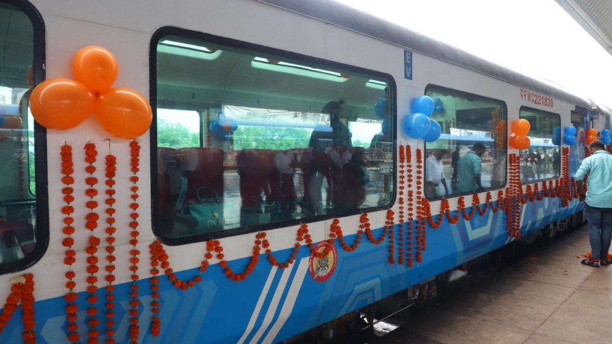 You Can Now Travel In A Vistadome Coach From Bhopal To Jabalpur