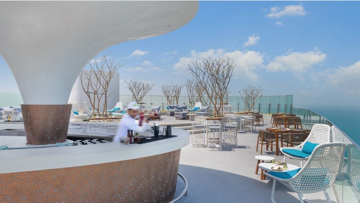 rooftop bar in Dubai
