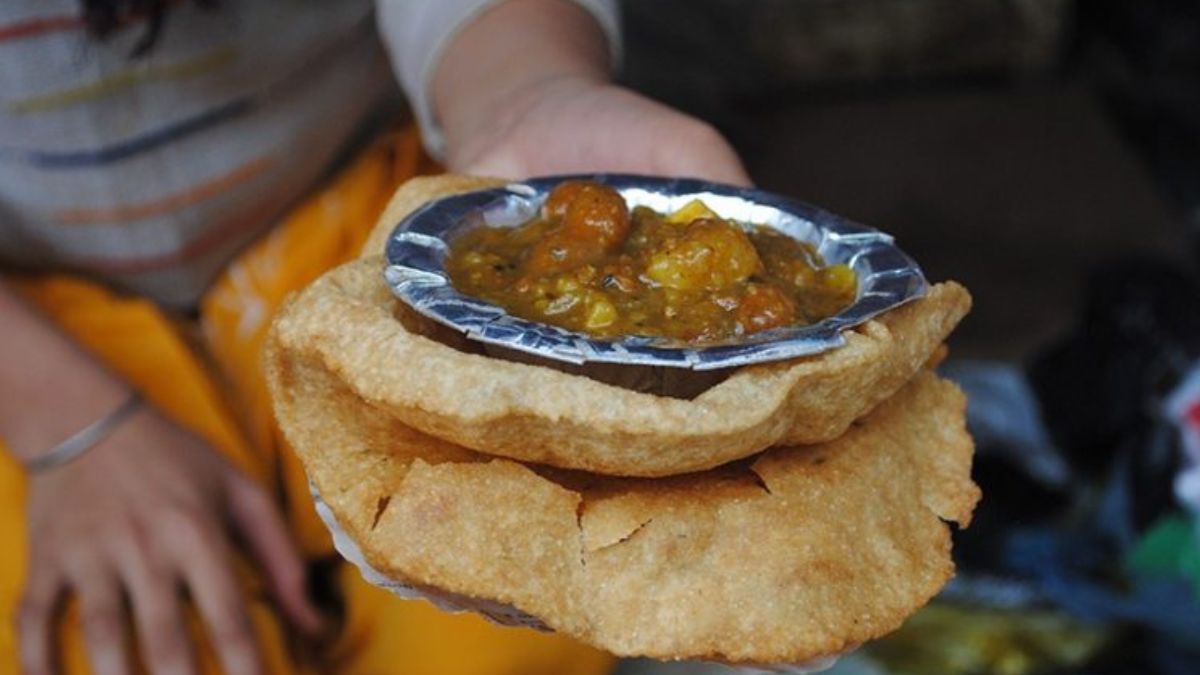 5 Street Foods You Shouldn’t Miss When In Banaras