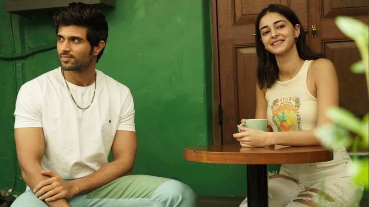Vijay And Ananya Enjoy A Sumptuous Breakfast At This Cafe In Bandra And You Should Too!