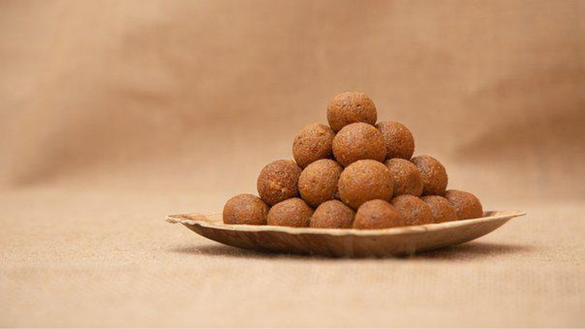 Quick 3-Ingredient Laddoos That Can Be Perfect For A Festive Treat
