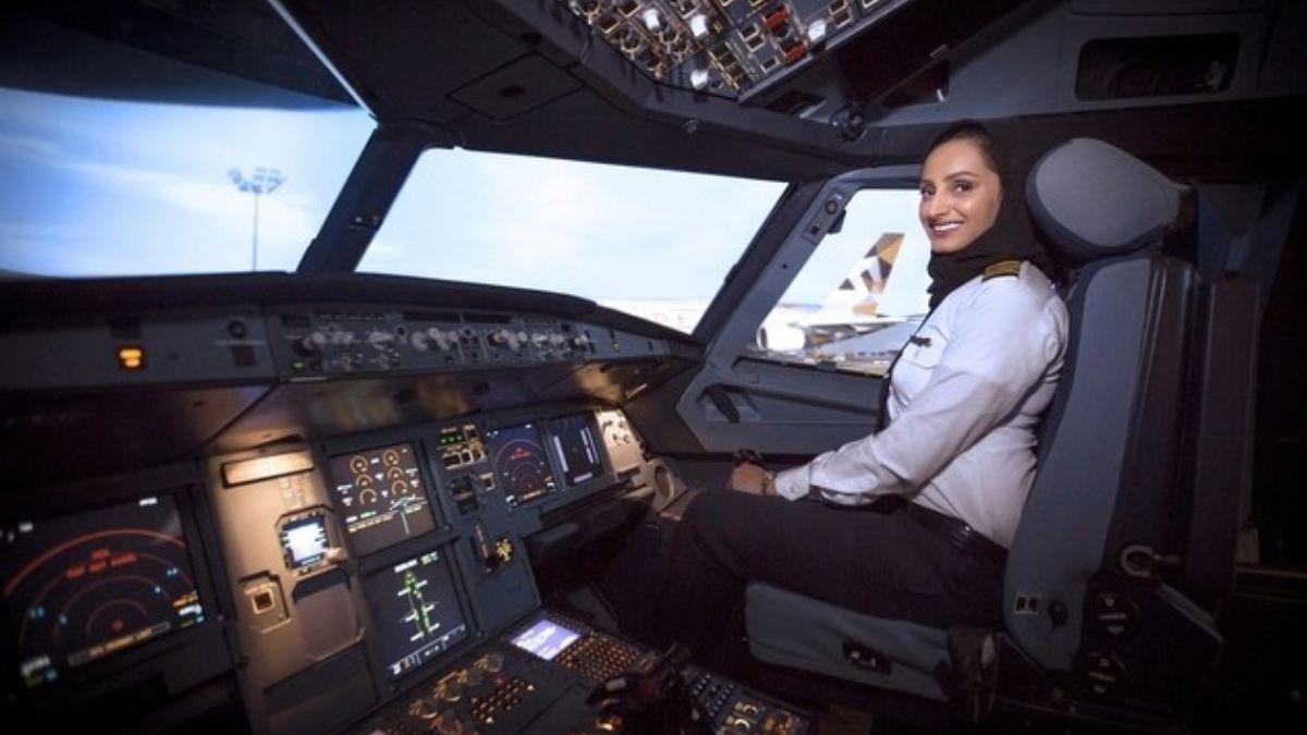 Etihad Pilot Creates History By Becoming UAE’s First Female Captain