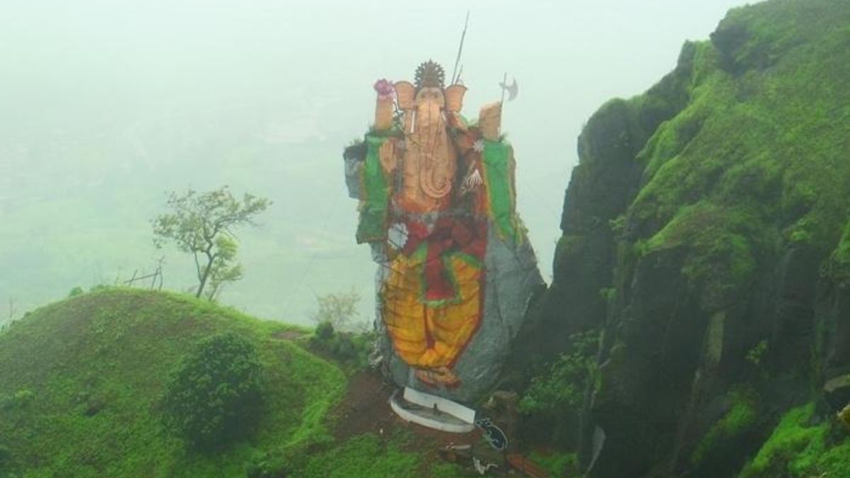 Matheran Has A Massive Rock-Cut Ganesh Idol On The Edge Of A Hill