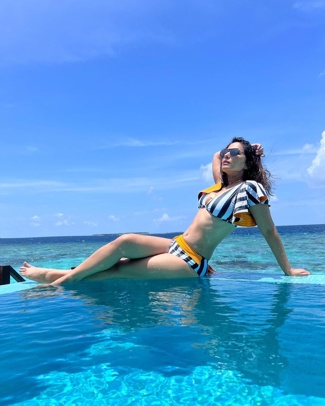Hina Khan Turns Mermaid In Stunning Underwater Pictures In Maldives