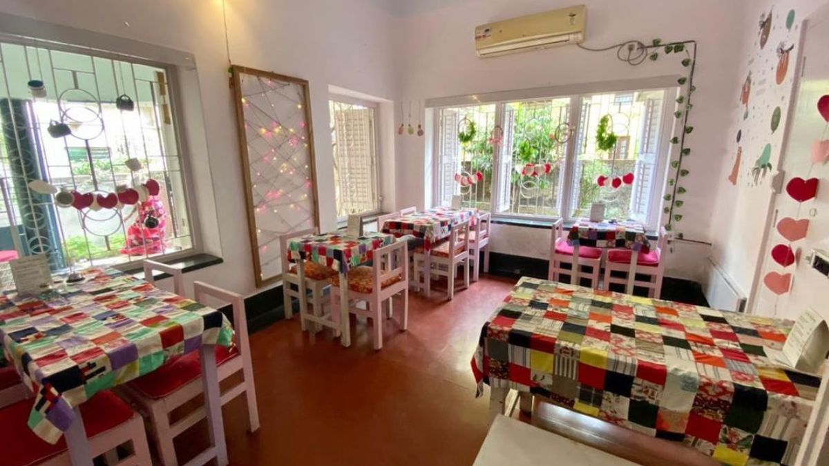 This Cosy-Cute Cafe In Kolkata Is Where Art Lovers Unite & Is So Instagrammable!