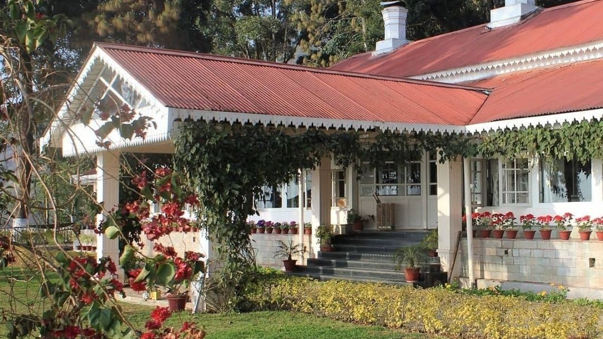 Ging Tea House In Darjeeling Offers A Lavish Stay In The Middle Of A Tea Estate