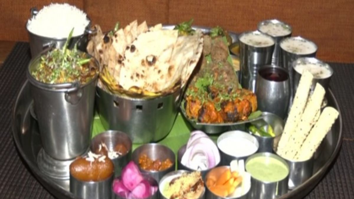 Narendra Modi Birthday Special: Delhi Restaurant Launches 56-Inch Thali