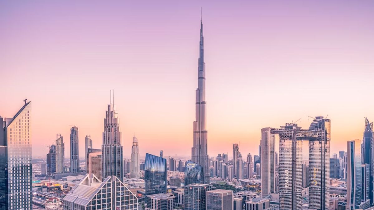 Here’s Everything To Know About UAE’s New Green Residency Visa