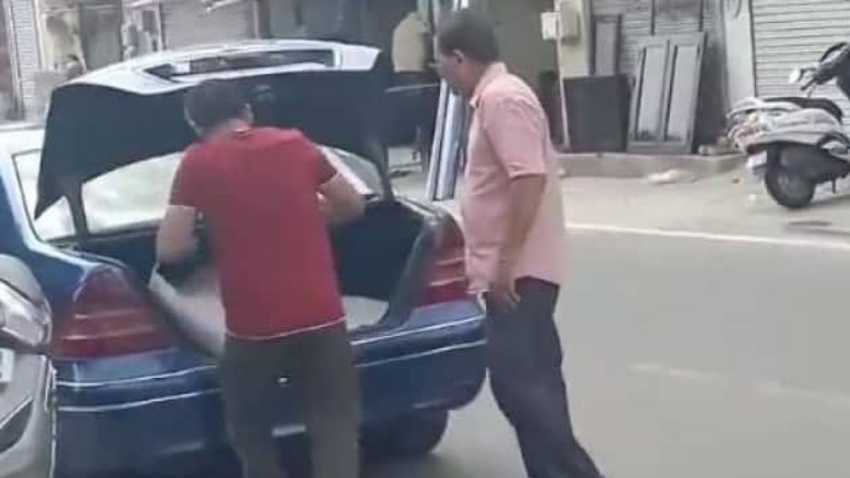 The Real Story Behind The Viral Video Of Punjab Man Picking Up Ration In Mercedes
