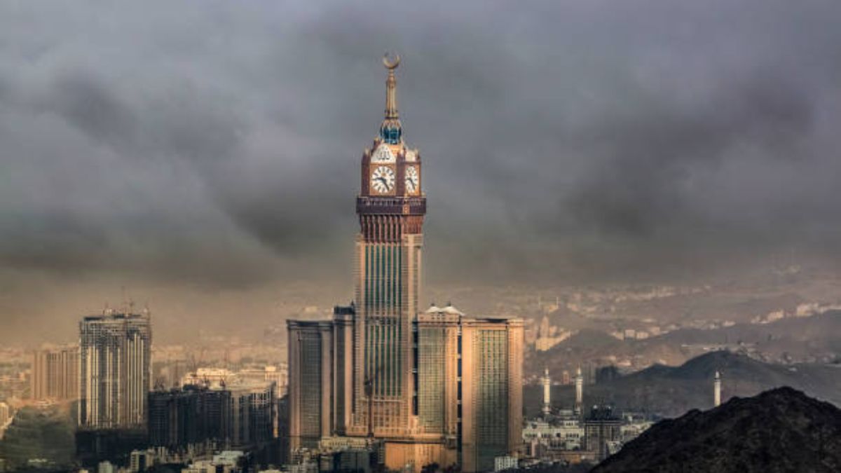 5 Mind-Blowing Facts About Abraj Al Bait Towers, World’s Highest Clock Towers