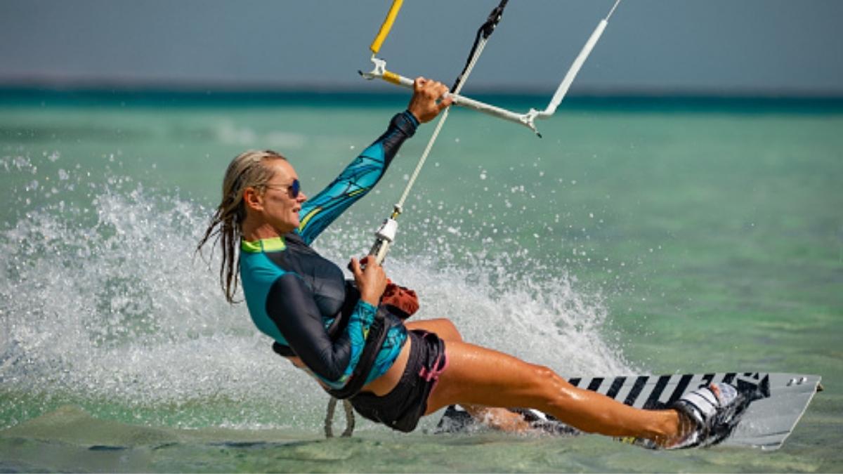 Dubai Beaches Are Perfect For Kitesurfing, Here’s Everything You Need To Know