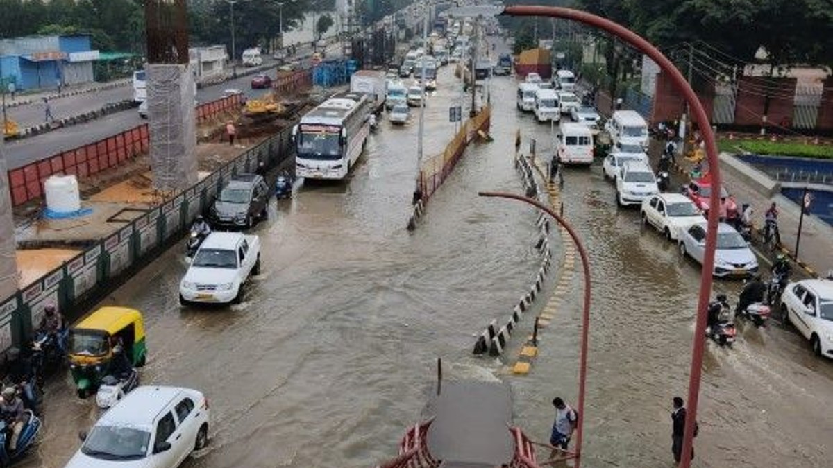 Bangalore Rains Increases Travel Time Across City By 62 Percent