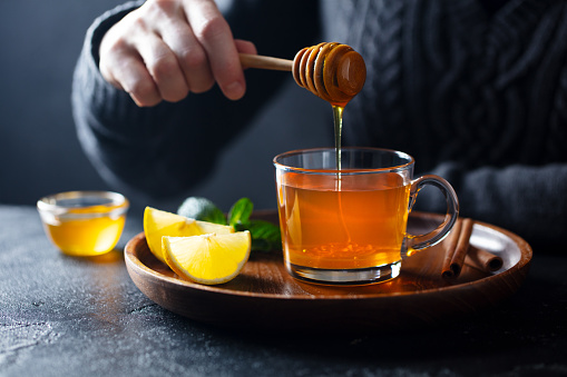 5 Early Morning Drinks To Help Reduce Stubborn Fat