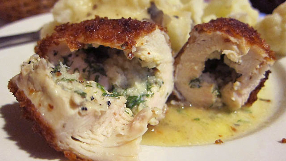 4 Recipes To Make The Perfect Restaurant-Style Chicken A La Kiev At Home