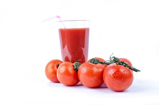 Drinking tomato juice shop for skin whitening