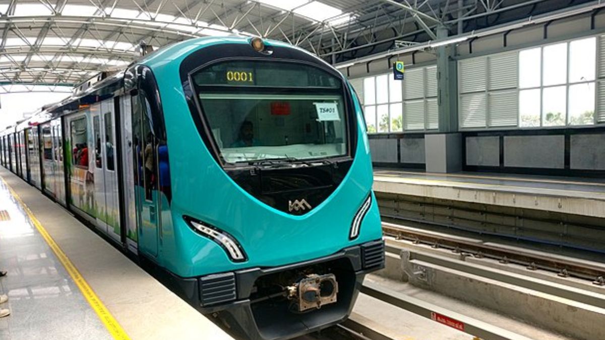 Rejoice Travellers! Kochi Metro Launches Free Wi-Fi For Commuters