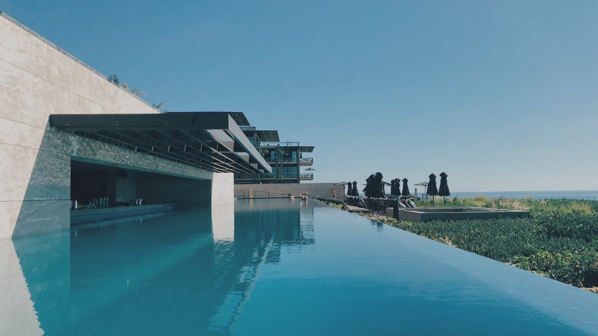 Melbourne To Get 35m Rooftop Infinity Pool, Largest In Australia At This New Hotel