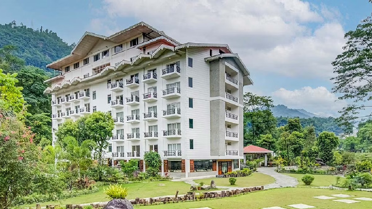 Le Vintuna Offers A Lavish Stay In The Sikkim Himalayas With A Spa, Pool And Much More