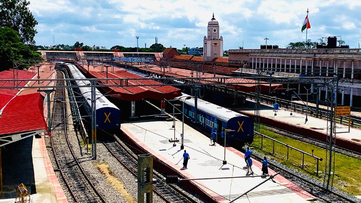What’s In A Name? Bengaluru-Mysuru Train Tipu Express Renamed ‘Wodeyar Express’