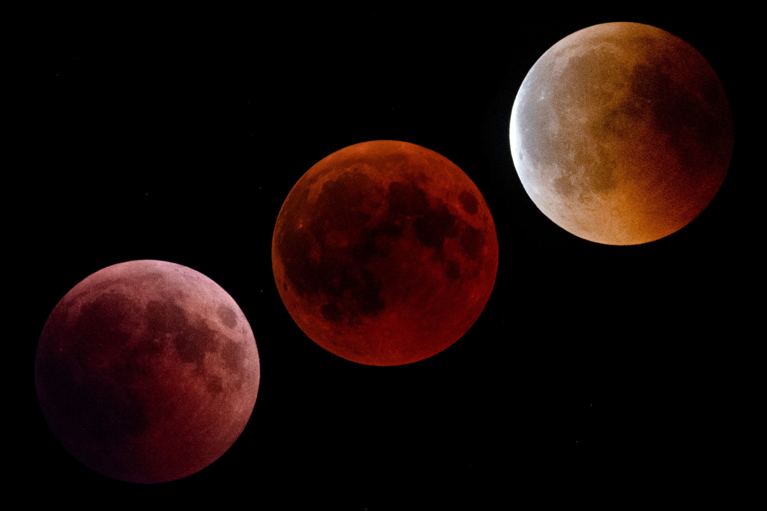 Stargazers Head Out To Catch A Glimpse Of The Blood Moon Lunar Eclipse On Tuesday