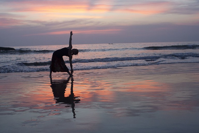 beach yoga in goa - add it to your travel recommendations for 2023
