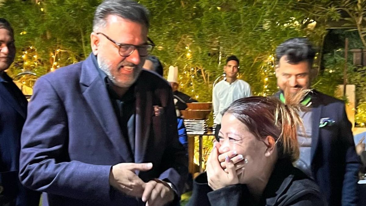 Actor Boman Irani & Boxing Legend Mary Kom Met In Dubai At ICAI Event. And, Their Convo Was Quite Cute!