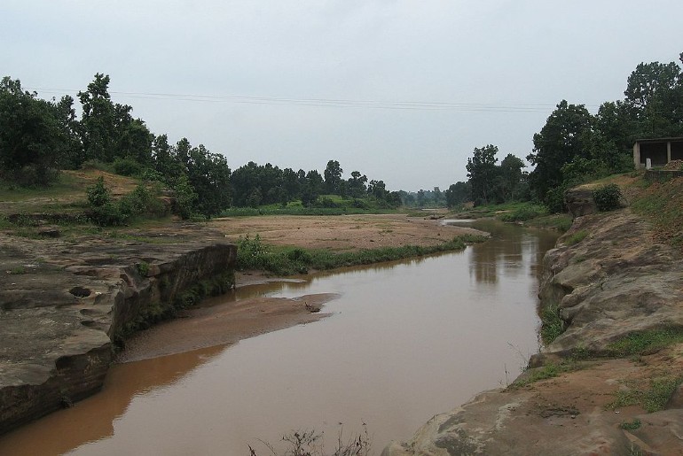Dugadugi River, a tributary of Damodar