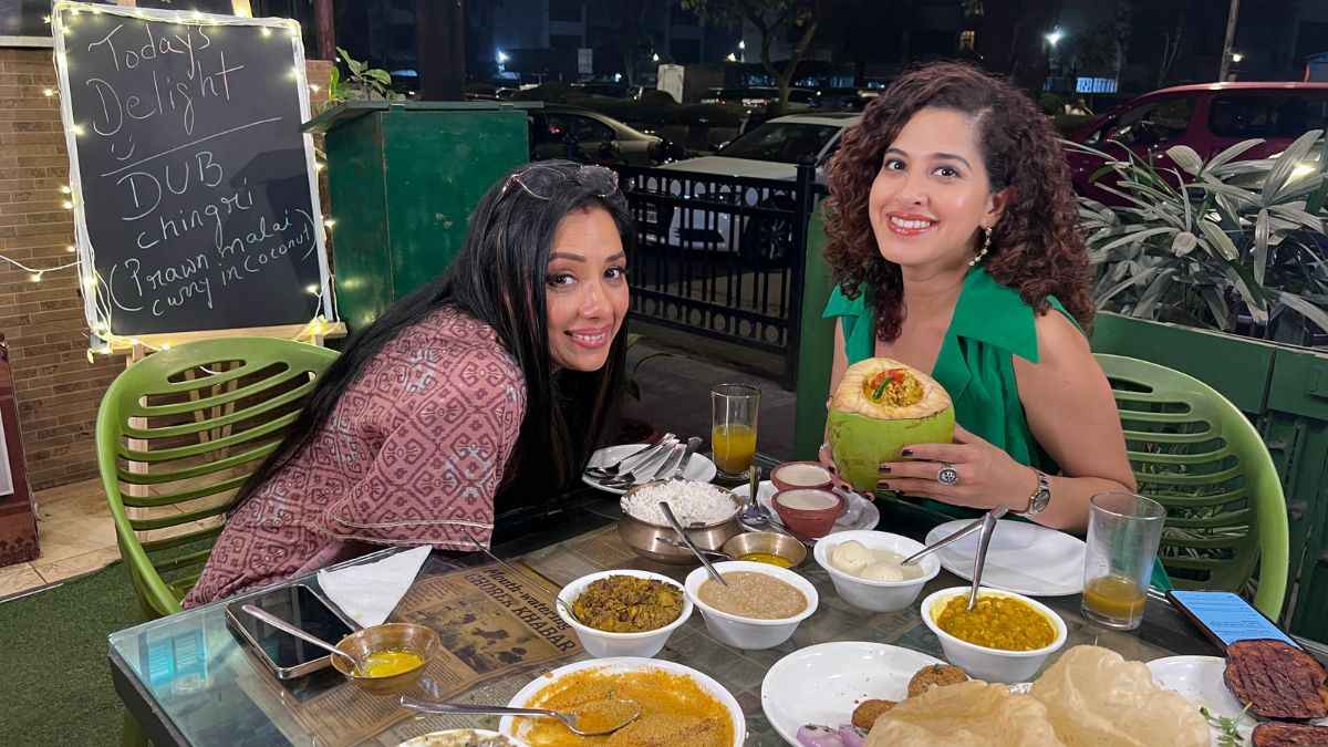Rupali Ganguly & Kamiya Jani Feasted On These Lip-Smacking Bengali Delicacies At Mumbai’s Calcutta Club | Curly Tales