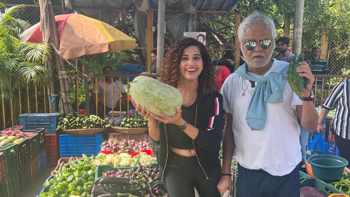 Did You Know Sanjay Mishra Worked At A Maggi Stall In Rishikesh? | Curly Tales