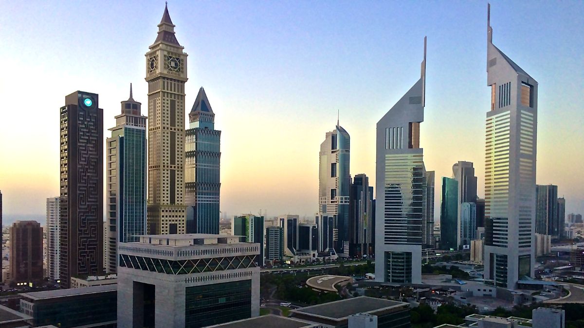 Dubai Fitness Challenge: Race Through 52 Floors At Emirates Towers
